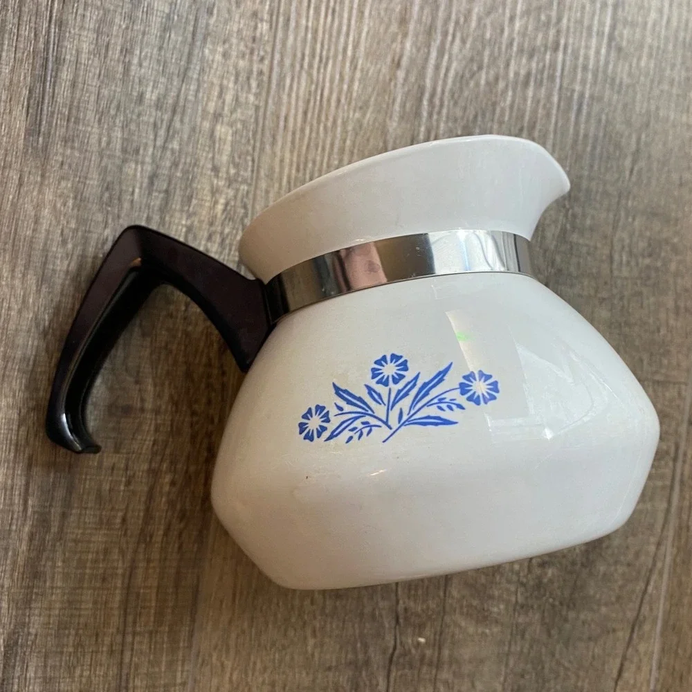 Vintage Corning Ware Cornflower Blue 3 Cup Teapot Beverage Server with Lid USA